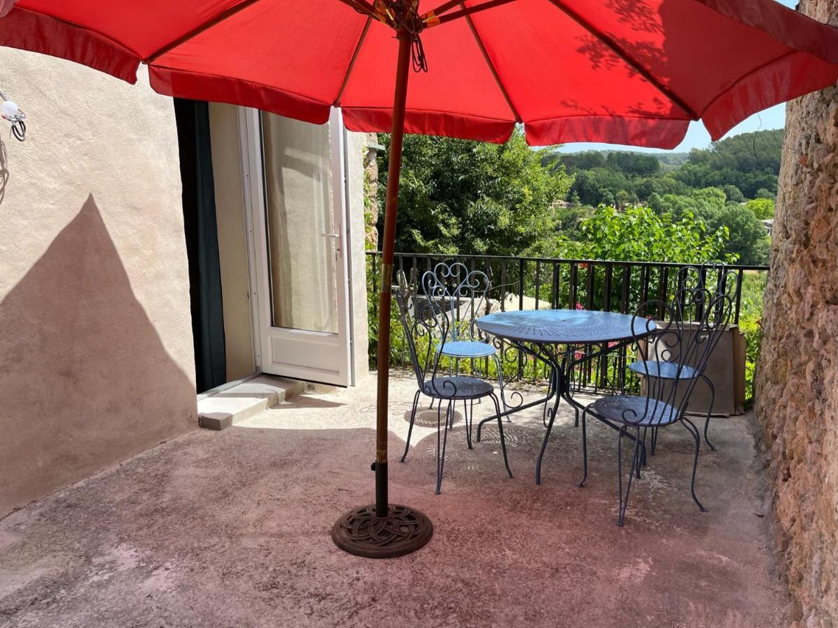 La Parenthese Du Var - Gite Avec Grande Terrasse Vue Sur Piscine Saint-Antonin-du-Var Dış mekan fotoğraf